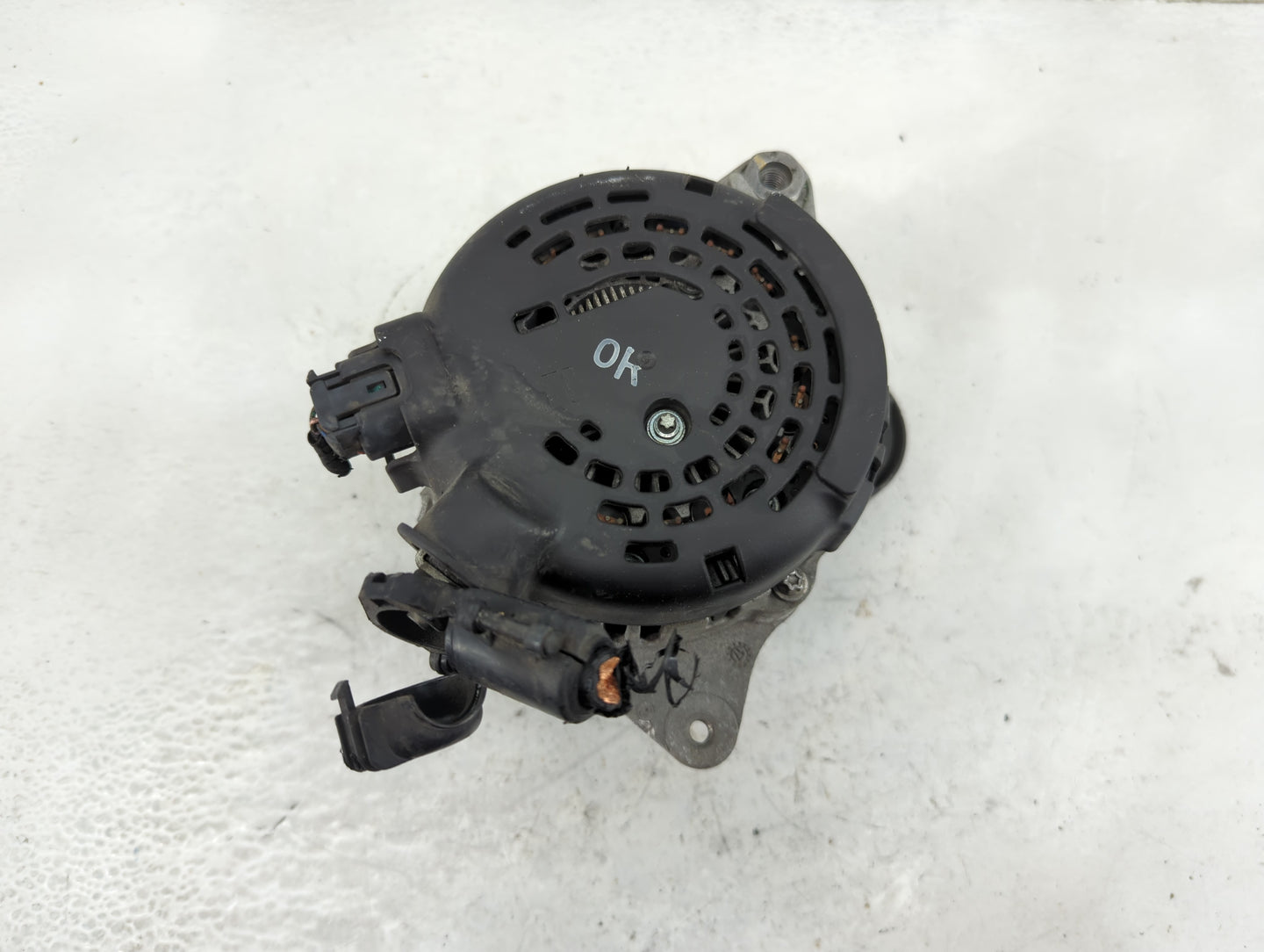 2017-2020 Hyundai Elantra Alternator Replacement Generator Charging Assembly Engine OEM P/N:61001473 37300-2E721 Fits OEM Us