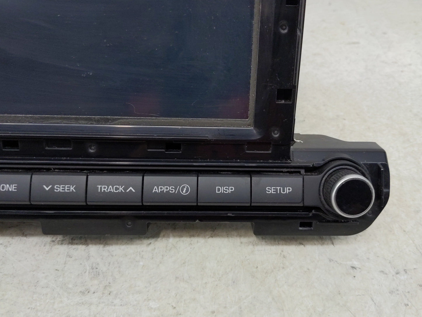 2017-2018 Hyundai Elantra Radio AM FM Cd Player Receiver Replacement P/N:96160-F2101UAT Fits Fits 2017 2018 OEM Used Auto Pa
