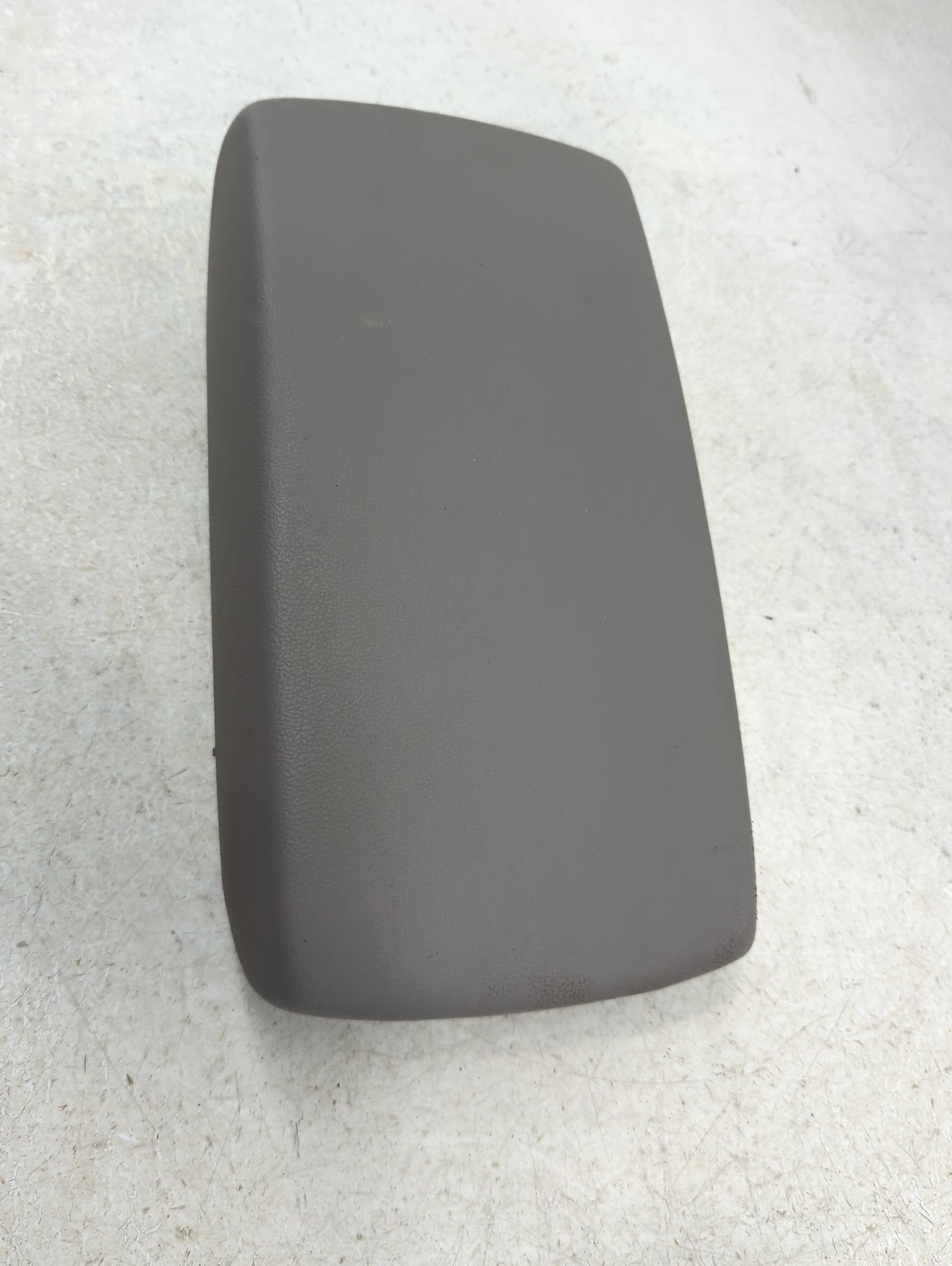 2018 Hyundai Elantra Center Console Armrest Cover Lid Fits OEM Used Auto Parts - Oemusedautoparts1.com