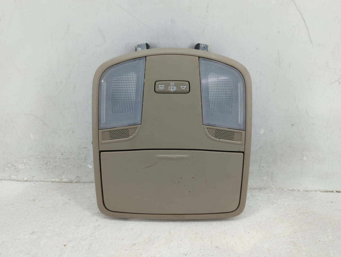 2018 Hyundai Elantra Overhead Roof Console - Oemusedautoparts1.com