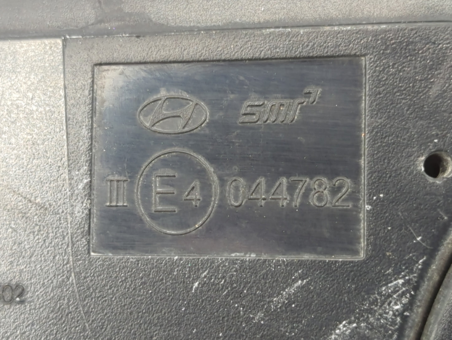 2017-2020 Hyundai Elantra Driver Side View Mirror - Left Door Mirror OEM Used - Oemusedautoparts1.com