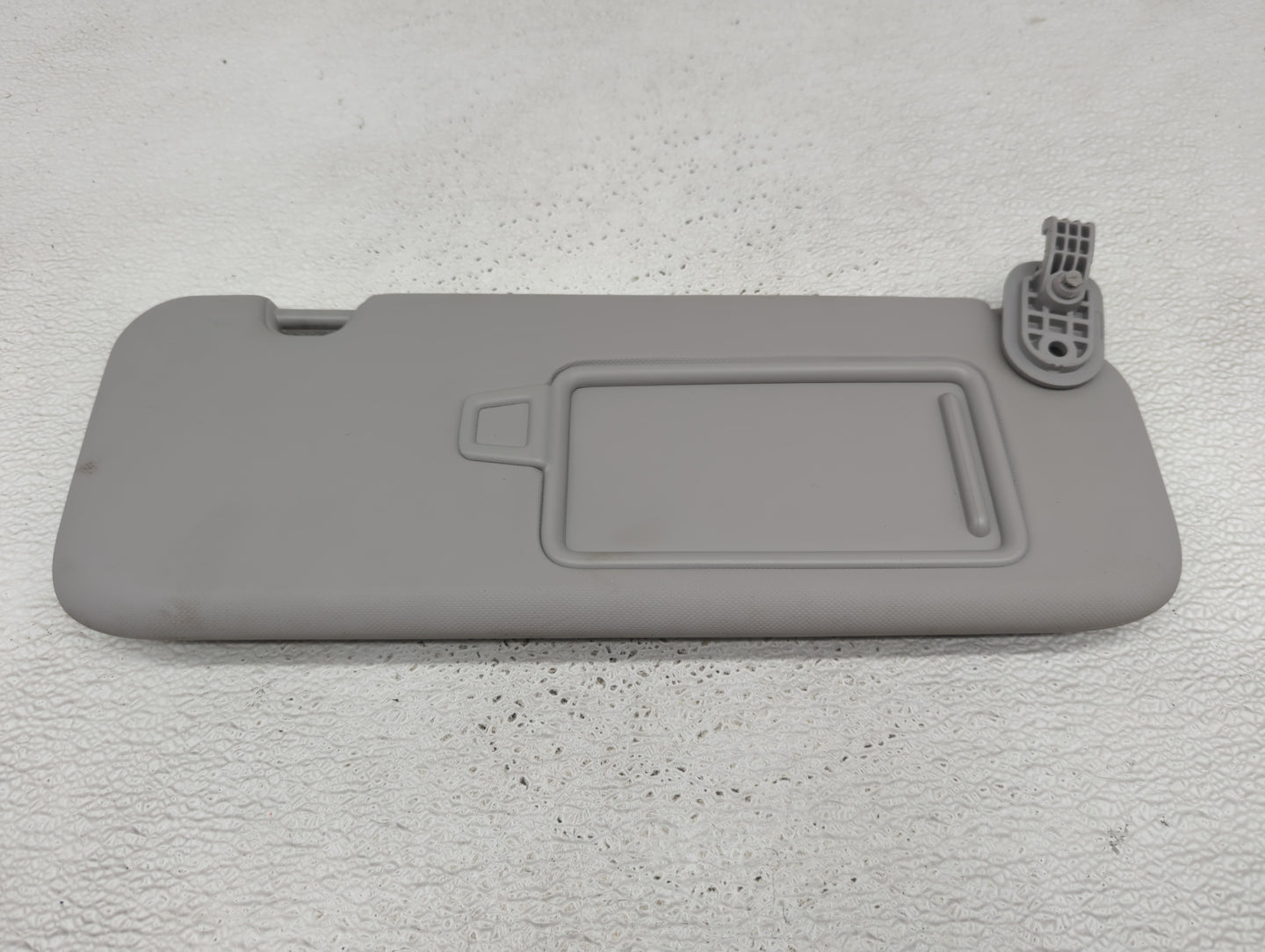 2017-2020 Hyundai Elantra Sun Visor Shade Replacement Passenger Right Mirror Fits Fits 2017 2018 2019 2020 OEM Used Auto Par