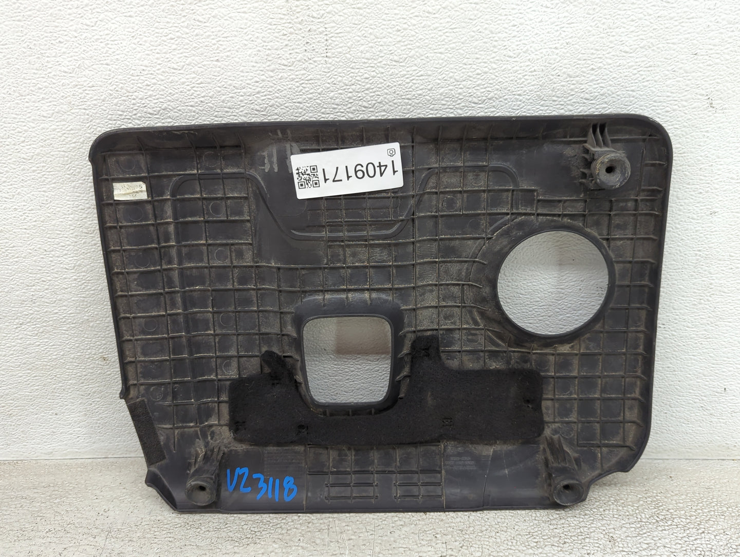 2018 Hyundai Elantra Engine Cover - Oemusedautoparts1.com