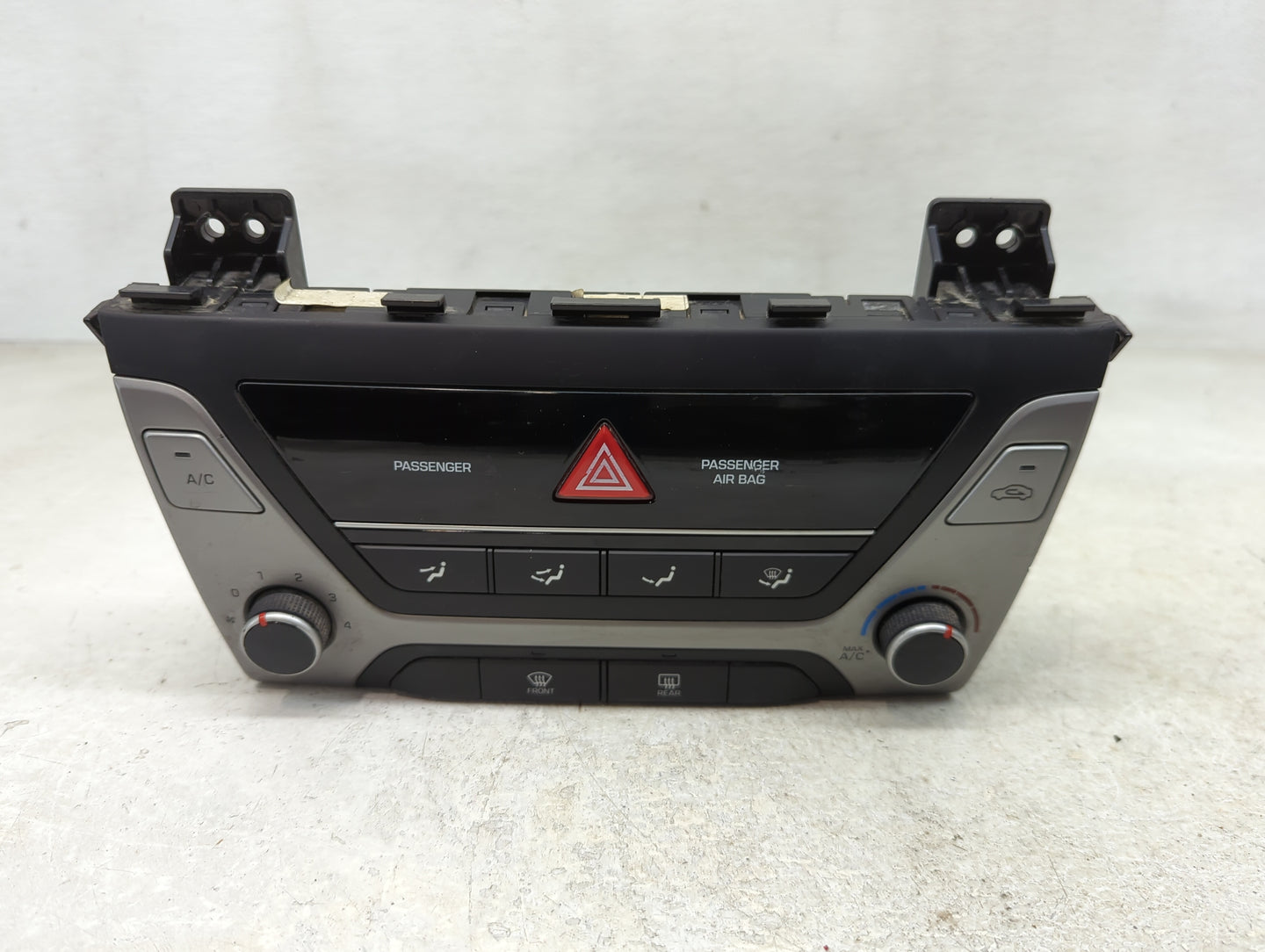2017-2018 Hyundai Elantra Climate Control Module Temperature AC/Heater Replacement P/N:97250-F20624X Fits Fits 2017 2018 OEM