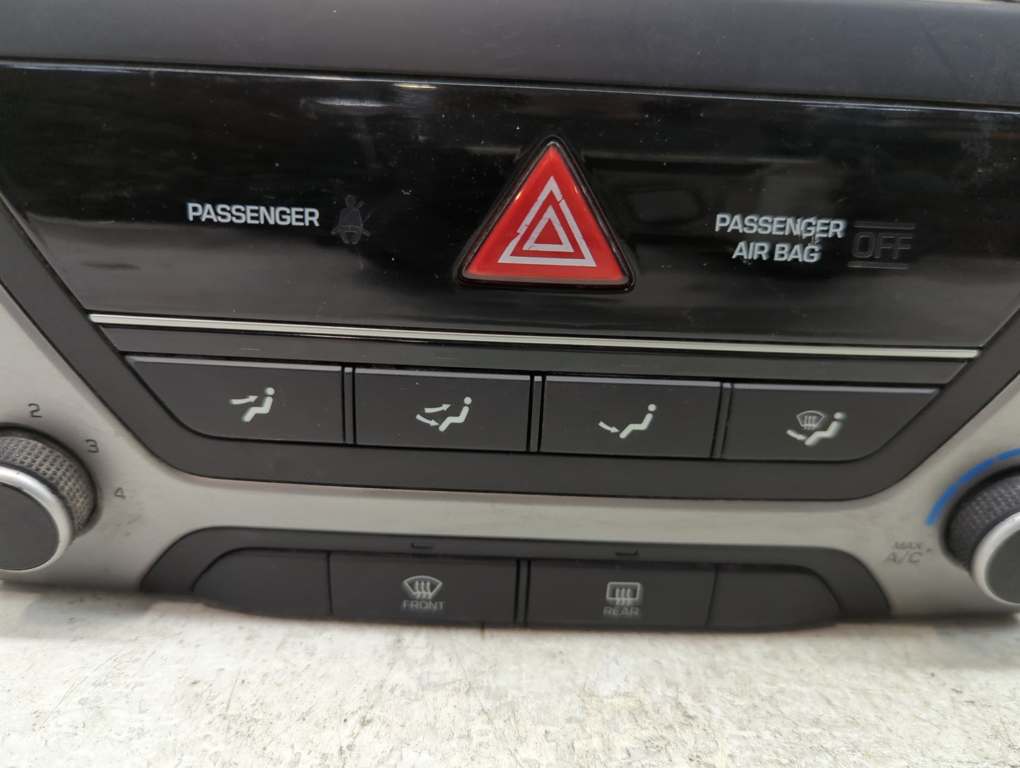 2017-2018 Hyundai Elantra Climate Control Module Temperature AC/Heater Replacement P/N:97250-F20624X Fits Fits 2017 2018 OEM