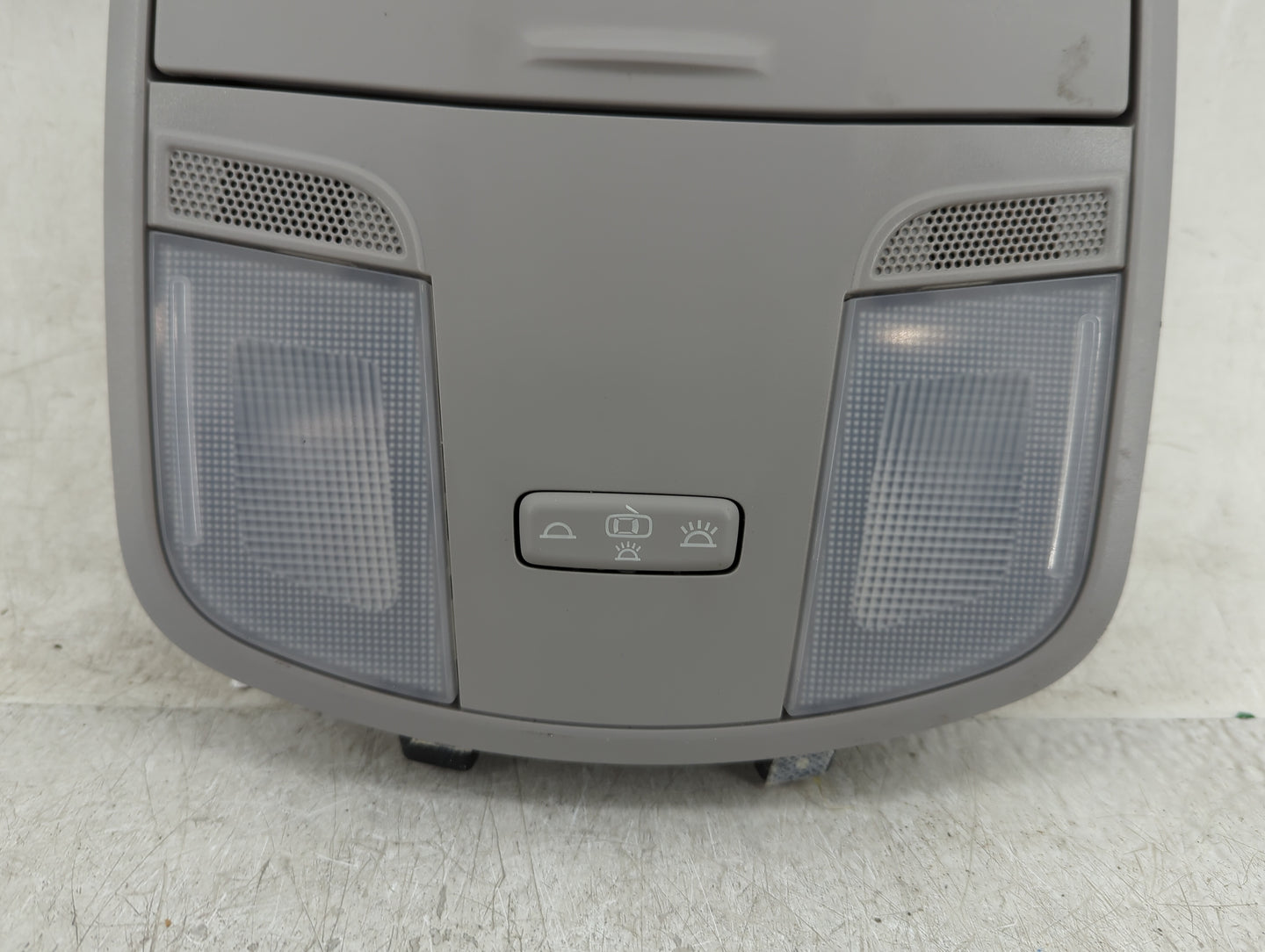 2018 Hyundai Elantra Overhead Roof Console - Oemusedautoparts1.com