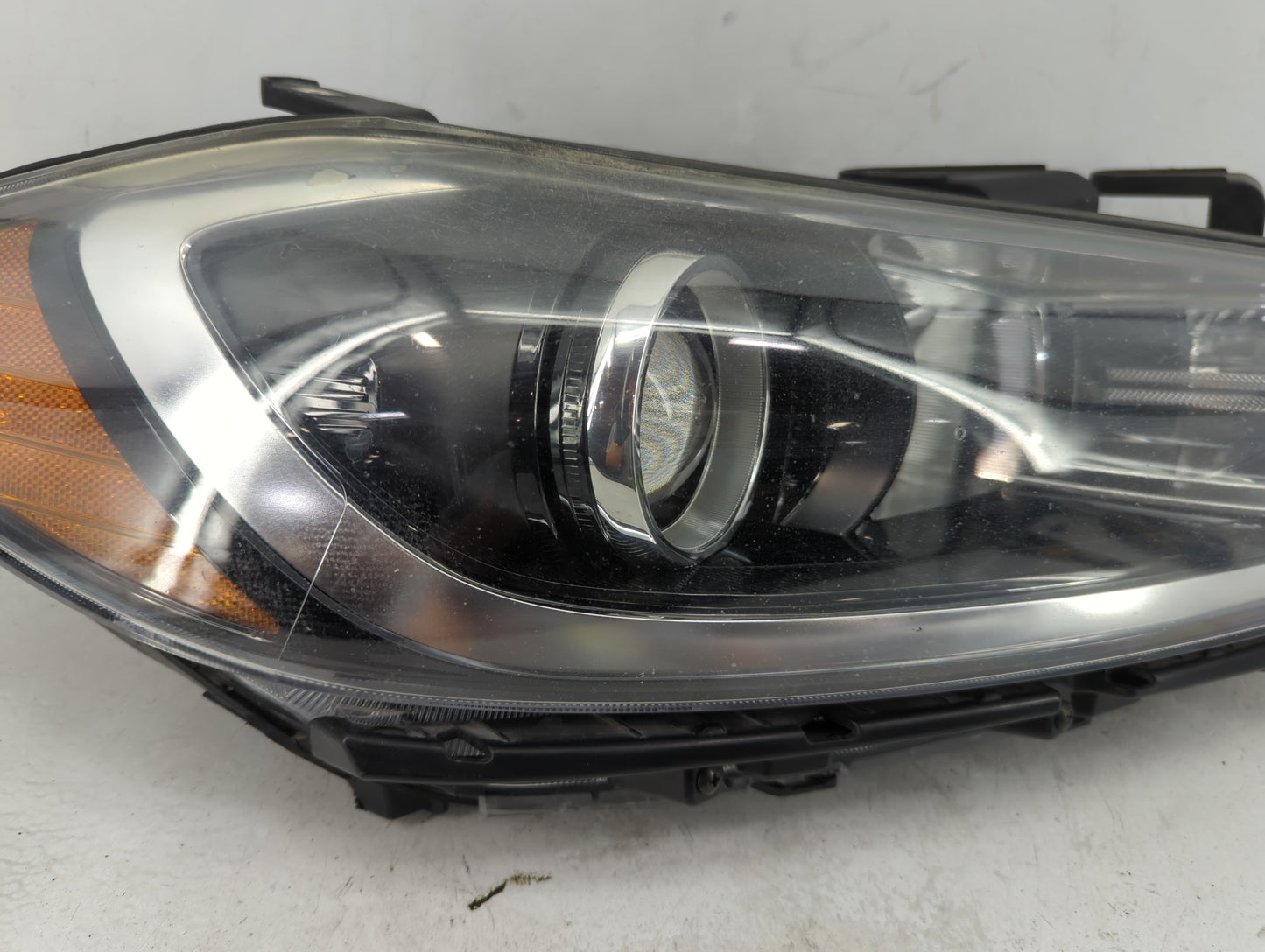 Hyundai Elantra Passenger Right Oem Head Light Headlight Lamp - Oemusedautoparts1.com