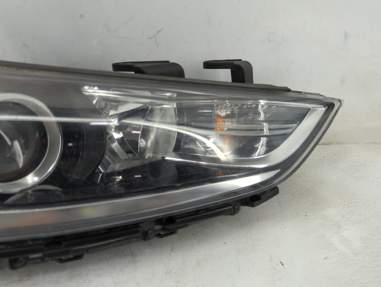 Hyundai Elantra Passenger Right Oem Head Light Headlight Lamp - Oemusedautoparts1.com
