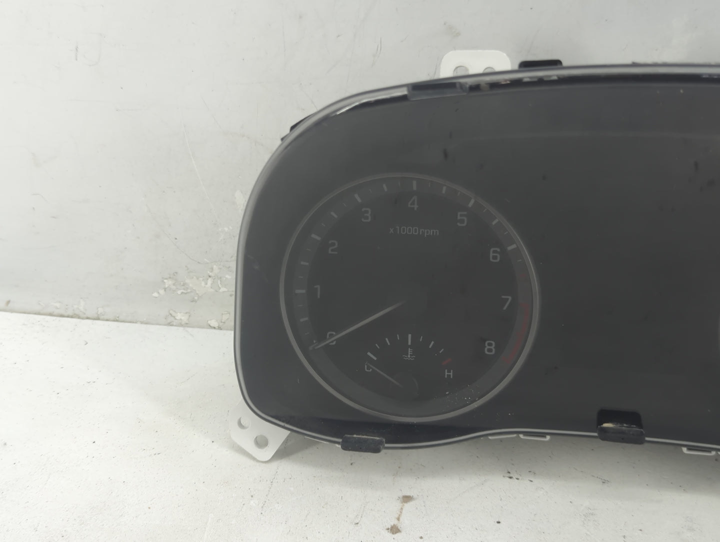 2017-2018 Hyundai Elantra Instrument Cluster Speedometer Gauges P/N:11640-02460 Fits Fits 2017 2018 OEM Used Auto Parts - Oe