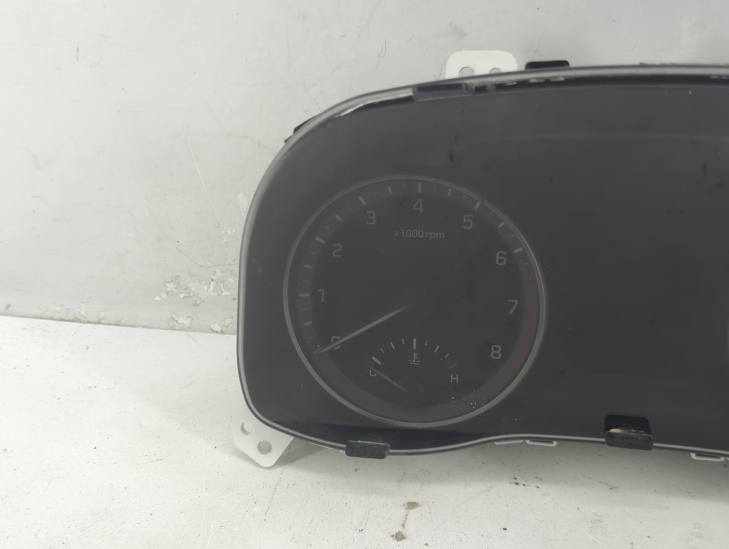 2017-2018 Hyundai Elantra Instrument Cluster Speedometer Gauges P/N:11640-02460 Fits Fits 2017 2018 OEM Used Auto Parts - Oe