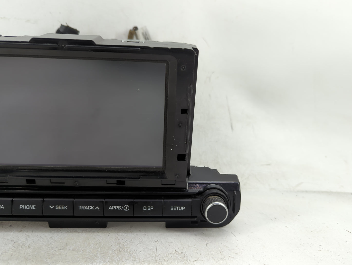 2017-2018 Hyundai Elantra Radio AM FM Cd Player Receiver Replacement P/N:96160-F2101UAT Fits Fits 2017 2018 OEM Used Auto Pa