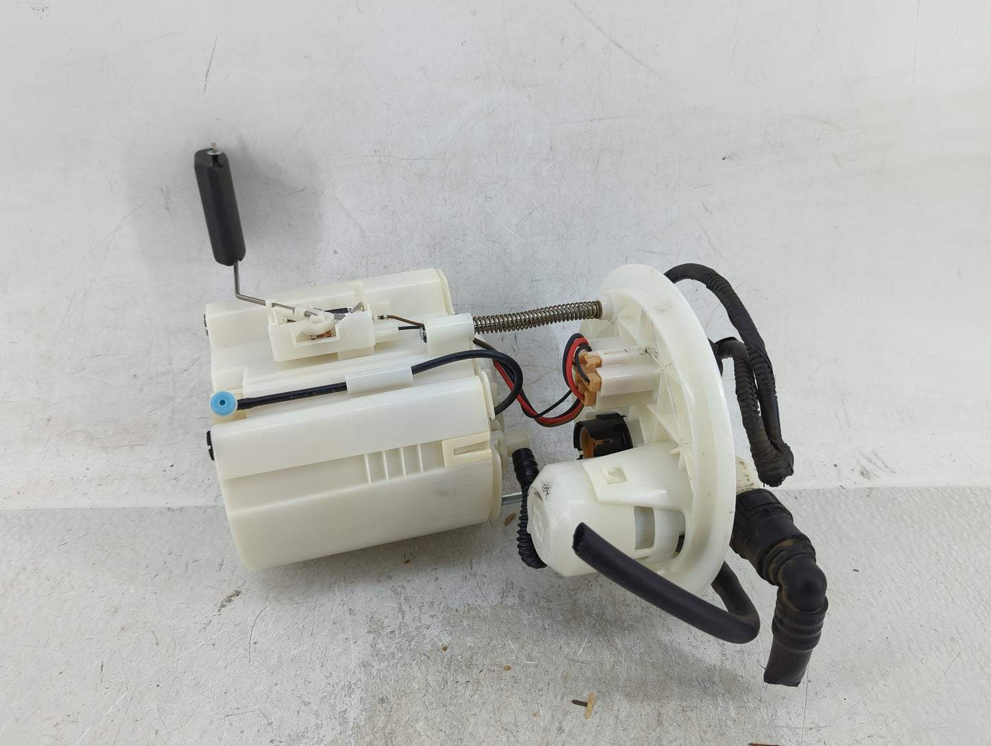Hyundai Elantra Electrical Gas Fuel Pump Assembly - Oemusedautoparts1.com
