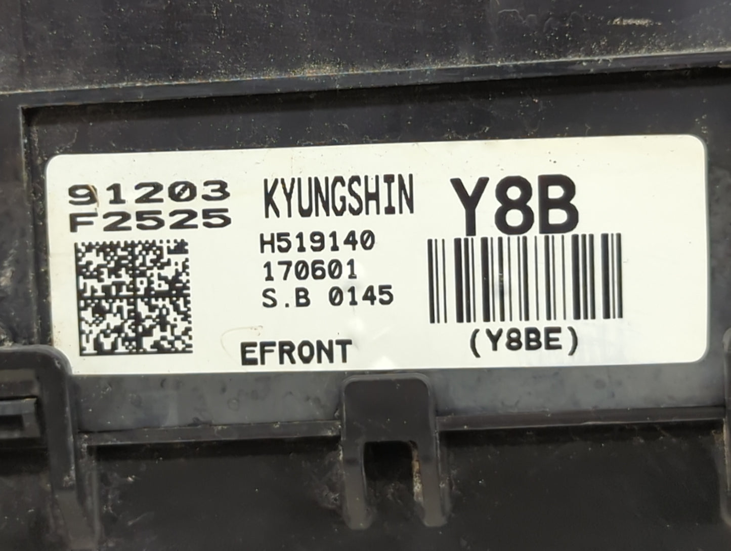 2018 Hyundai Elantra Fusebox Fuse Box Panel Relay Module P/N:91203 F2525 Fits OEM Used Auto Parts - Oemusedautoparts1.com