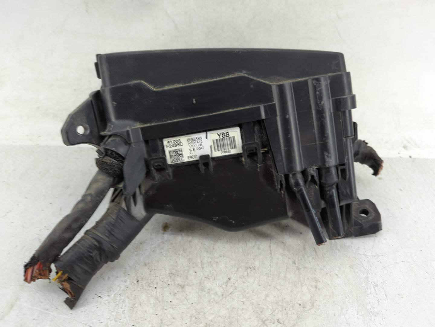 2018 Hyundai Elantra Fusebox Fuse Box Panel Relay Module P/N:91203 F2485C Fits OEM Used Auto Parts - Oemusedautoparts1.com