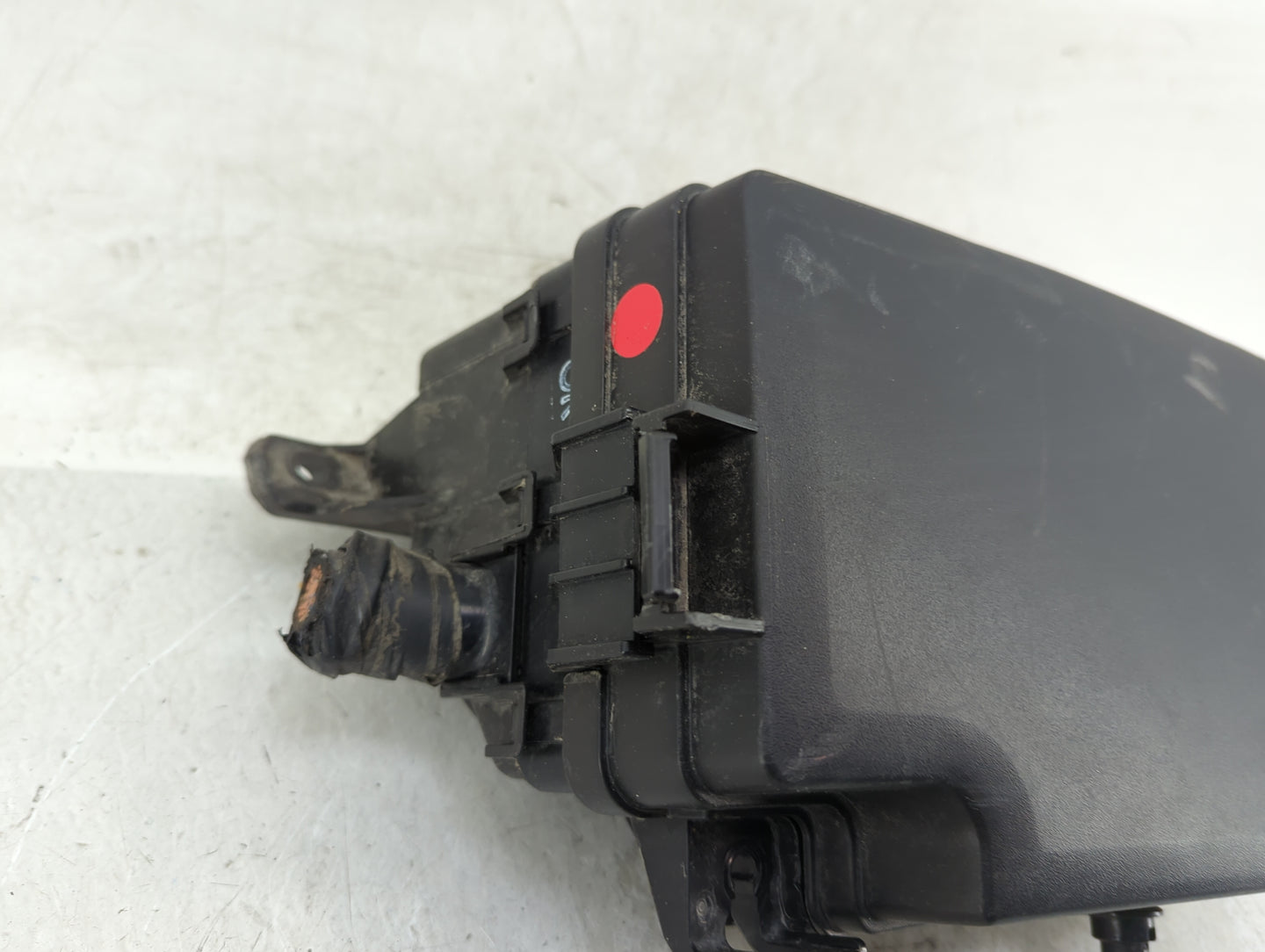 2018 Hyundai Elantra Fusebox Fuse Box Panel Relay Module P/N:91203 F2485C Fits OEM Used Auto Parts - Oemusedautoparts1.com