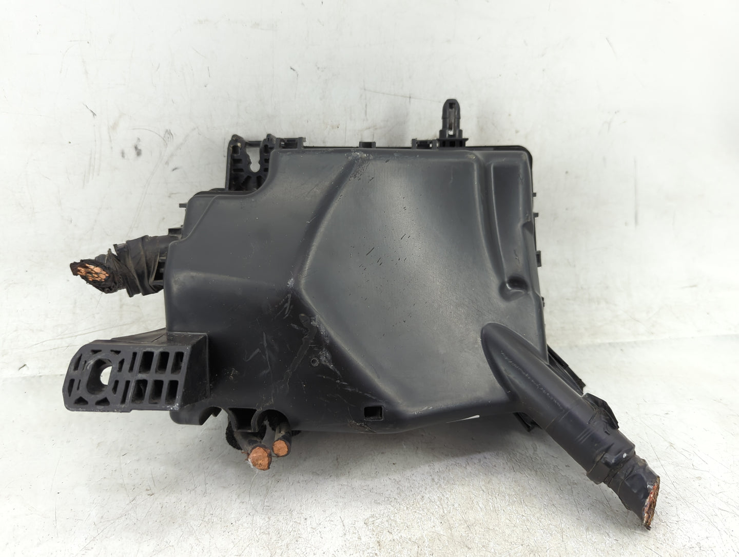 2018 Hyundai Elantra Fusebox Fuse Box Panel Relay Module Fits OEM Used Auto Parts - Oemusedautoparts1.com