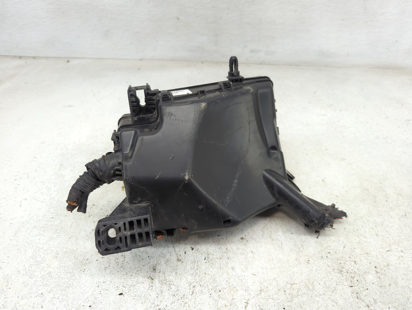 2018 Hyundai Elantra Fusebox Fuse Box Panel Relay Module P/N:91956-F2022 Fits OEM Used Auto Parts - Oemusedautoparts1.com