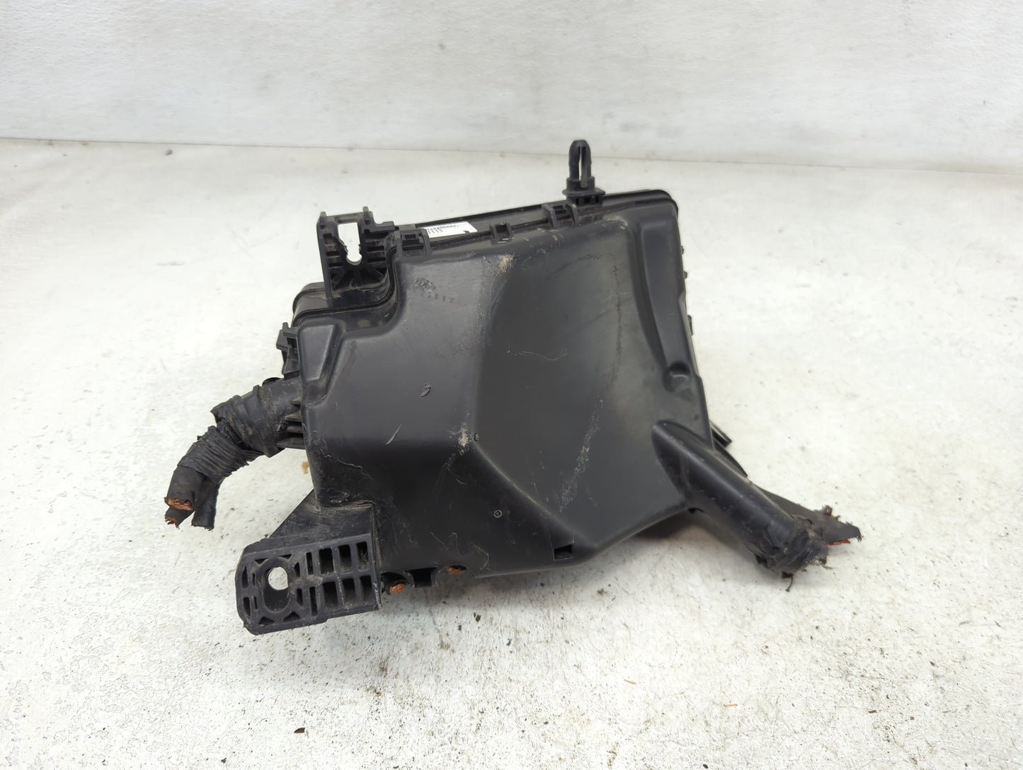 2018 Hyundai Elantra Fusebox Fuse Box Panel Relay Module P/N:91956-F2022 Fits OEM Used Auto Parts - Oemusedautoparts1.com