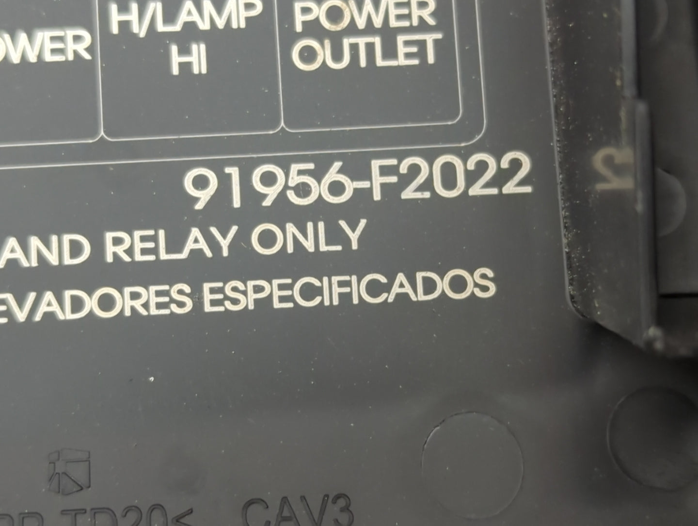 2018 Hyundai Elantra Fusebox Fuse Box Panel Relay Module P/N:91956-F2022 Fits OEM Used Auto Parts - Oemusedautoparts1.com