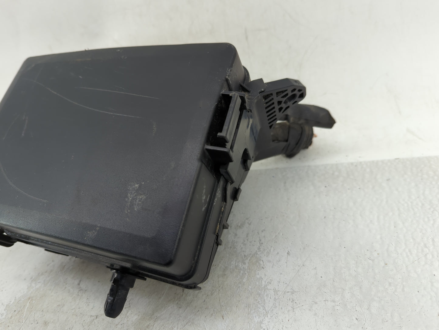 2018 Hyundai Elantra Fusebox Fuse Box Panel Relay Module P/N:91203 F2485A Fits OEM Used Auto Parts - Oemusedautoparts1.com