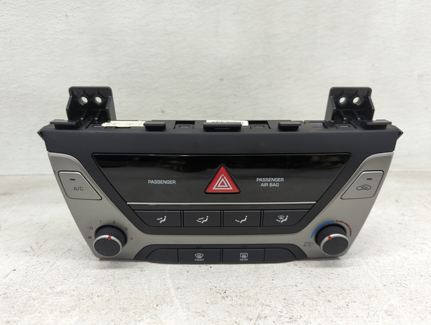 2017-2018 Hyundai Elantra Climate Control Module Temperature AC/Heater Replacement P/N:97250-F20624X Fits Fits 2017 2018 OEM