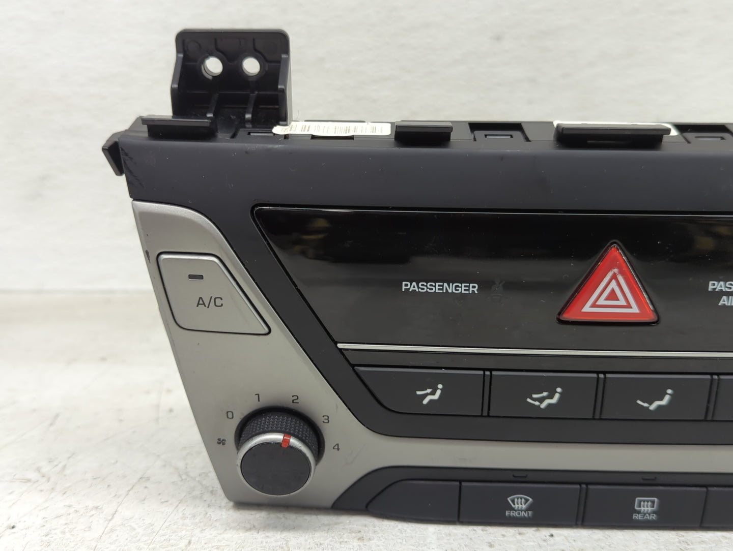 2017-2018 Hyundai Elantra Climate Control Module Temperature AC/Heater Replacement P/N:97250-F20624X Fits Fits 2017 2018 OEM