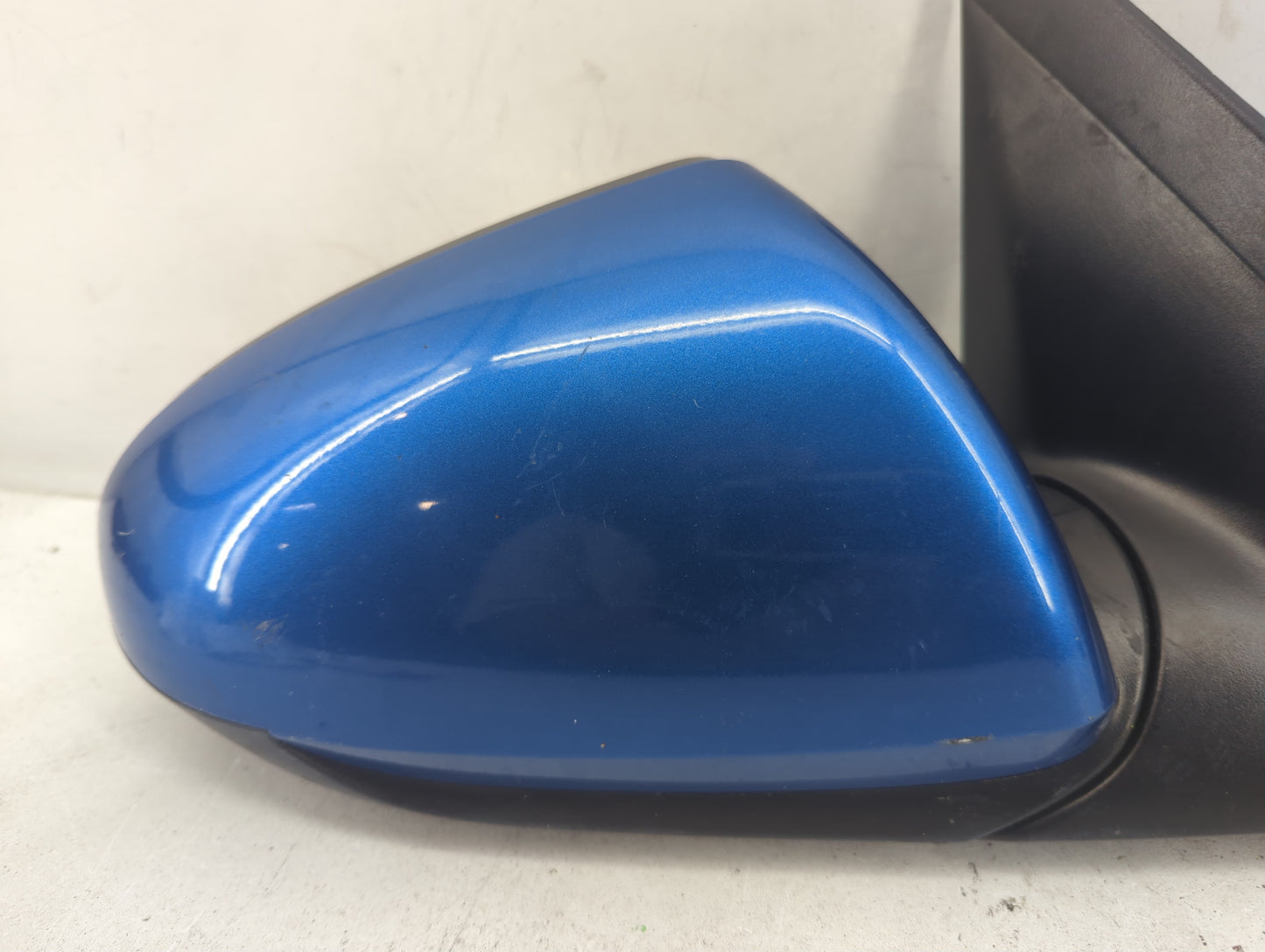 2017-2020 Hyundai Elantra Passenger Side View Mirror - Right Door Mirror OEM Used - Oemusedautoparts1.com