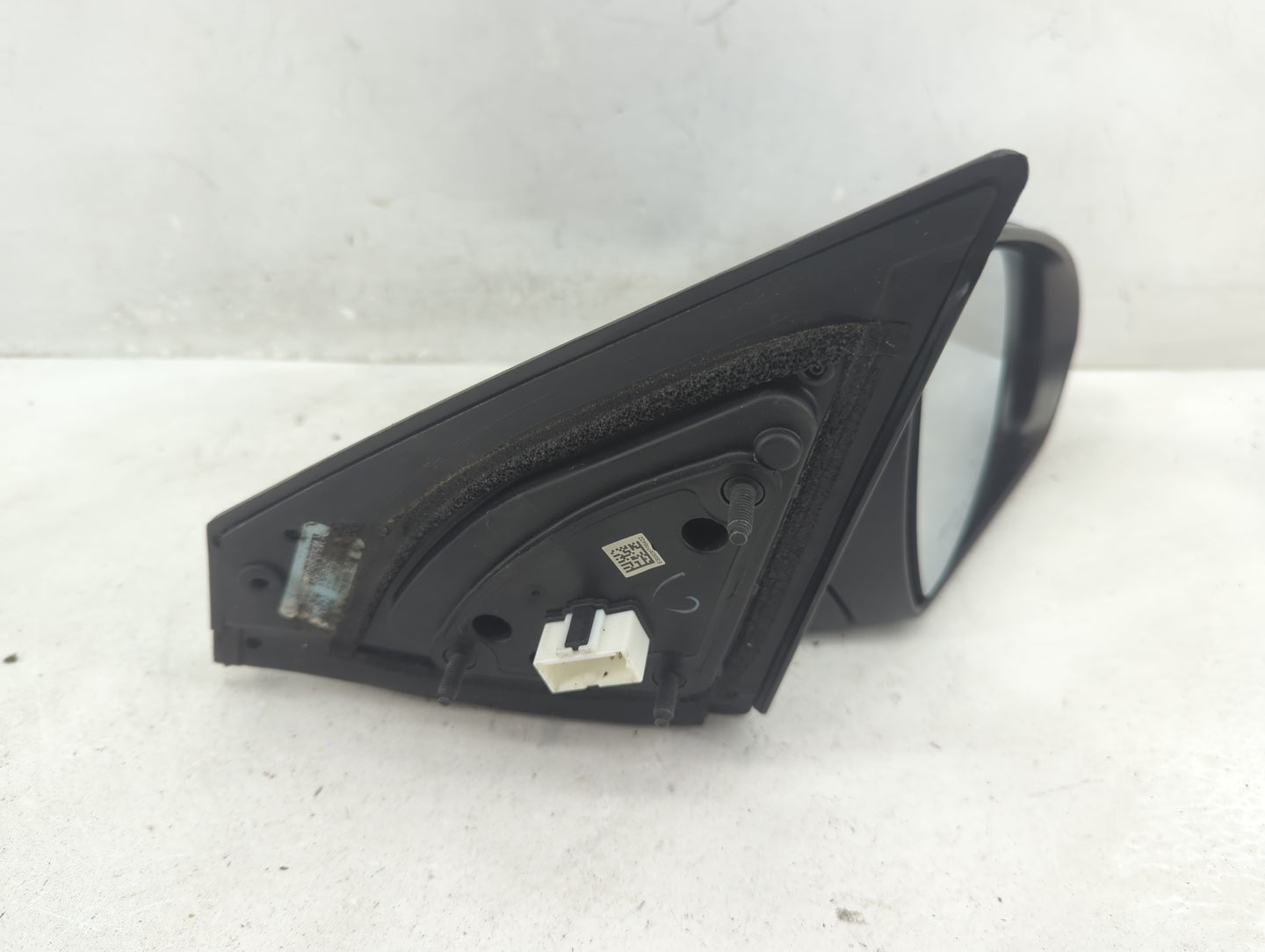 2017-2020 Hyundai Elantra Passenger Side View Mirror - Right Door Mirror OEM Used - Oemusedautoparts1.com