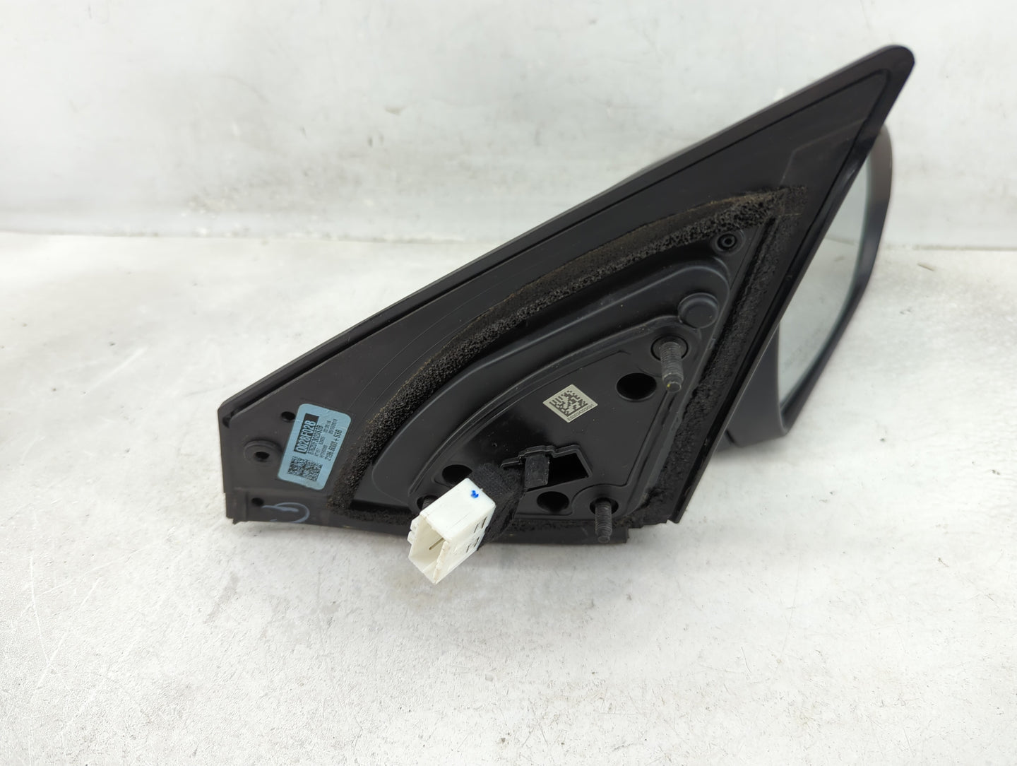 2017-2020 Hyundai Elantra Driver Left Side View Manual Door Mirror Black - Oemusedautoparts1.com