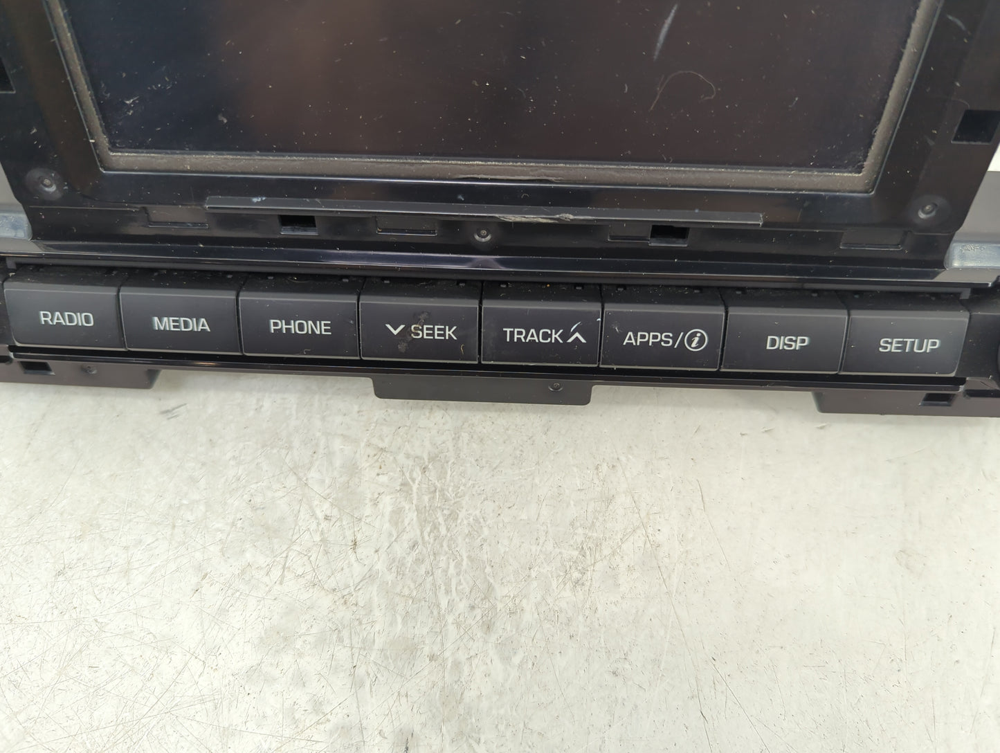 2017-2018 Hyundai Elantra Radio AM FM Cd Player Receiver Replacement P/N:96160-F2101UAT Fits Fits 2017 2018 OEM Used Auto Pa