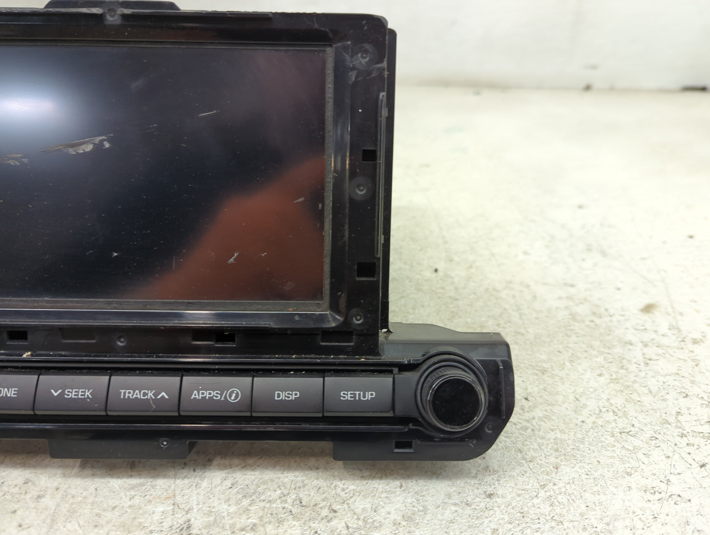 2017-2018 Hyundai Elantra Radio AM FM Cd Player Receiver Replacement P/N:96160-F2101UAT Fits Fits 2017 2018 OEM Used Auto Pa