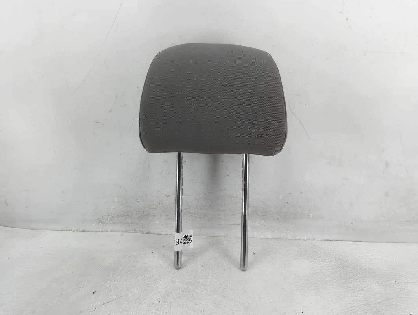 2018 Hyundai Elantra Headrest Head Rest Front Driver Seat Gray - Oemusedautoparts1.com