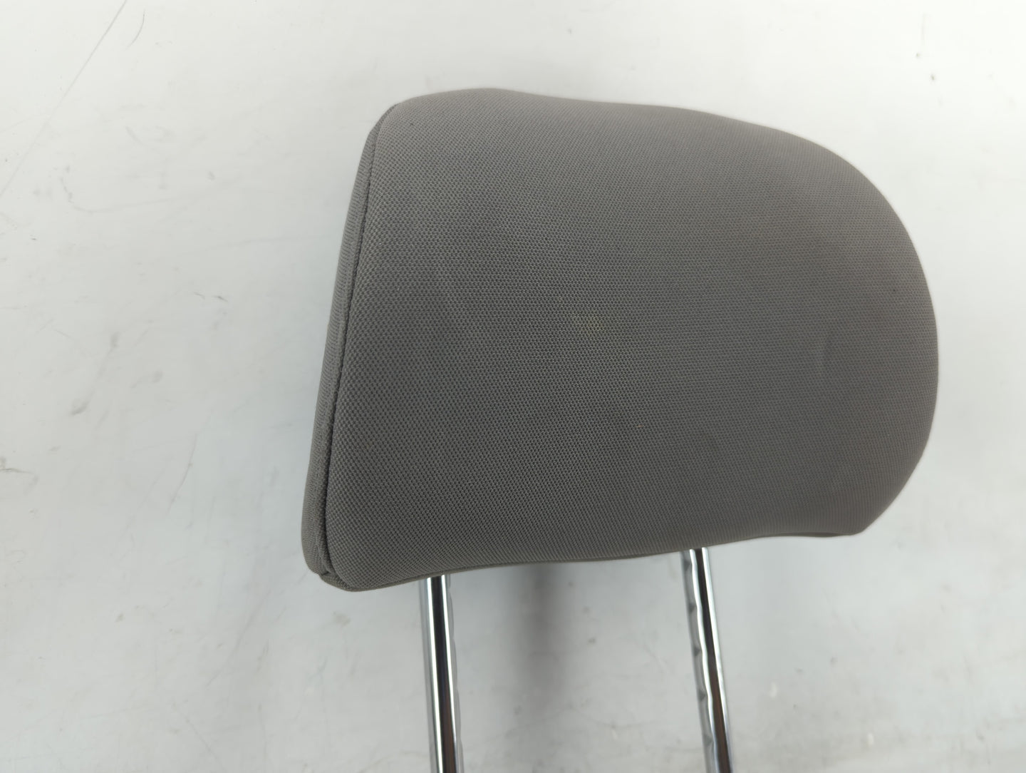 2018 Hyundai Elantra Headrest Head Rest Front Driver Seat Gray - Oemusedautoparts1.com