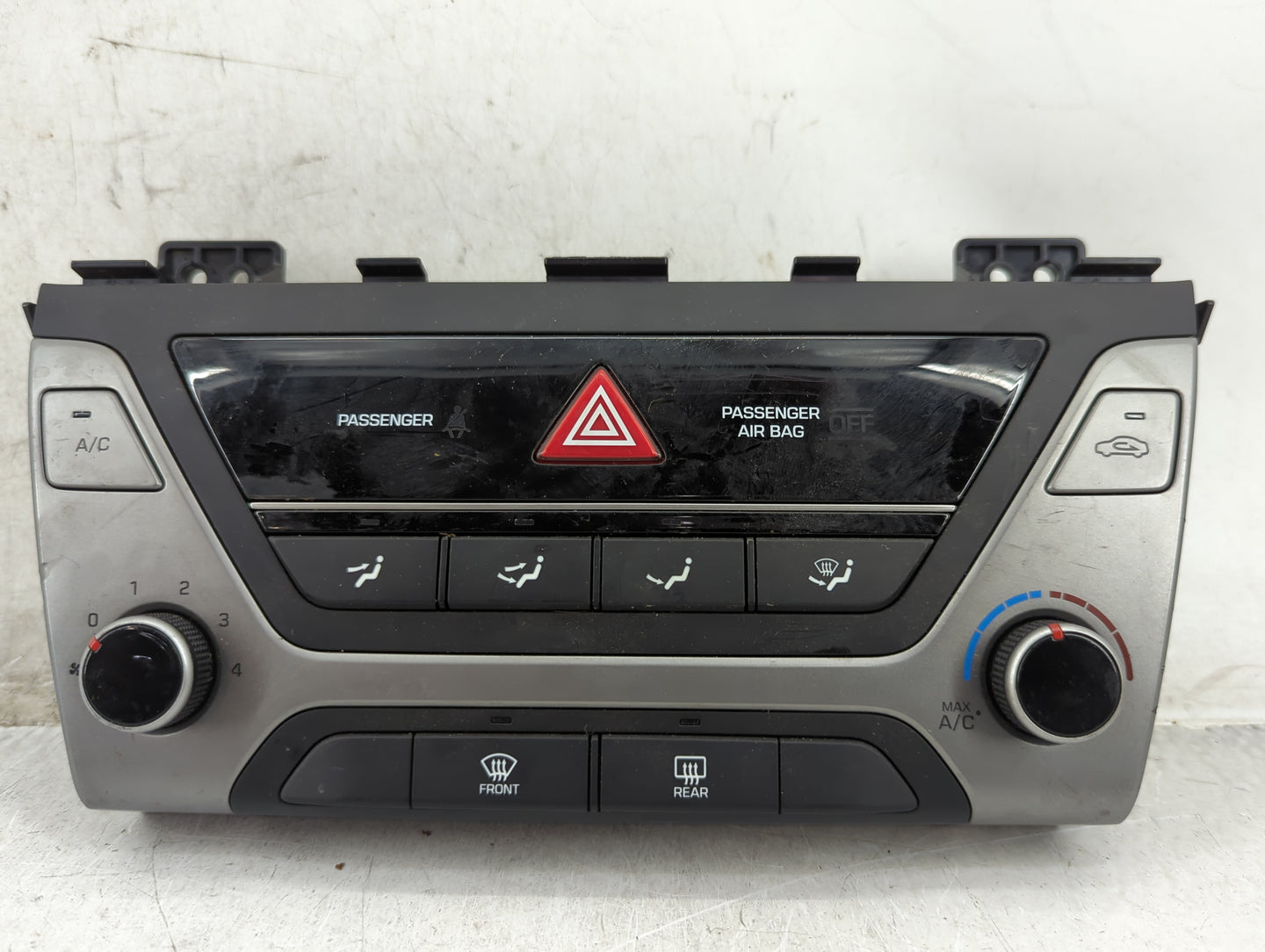 2017-2018 Hyundai Elantra Climate Control Module Temperature AC/Heater Replacement P/N:97250-F2061RX Fits Fits 2017 2018 OEM