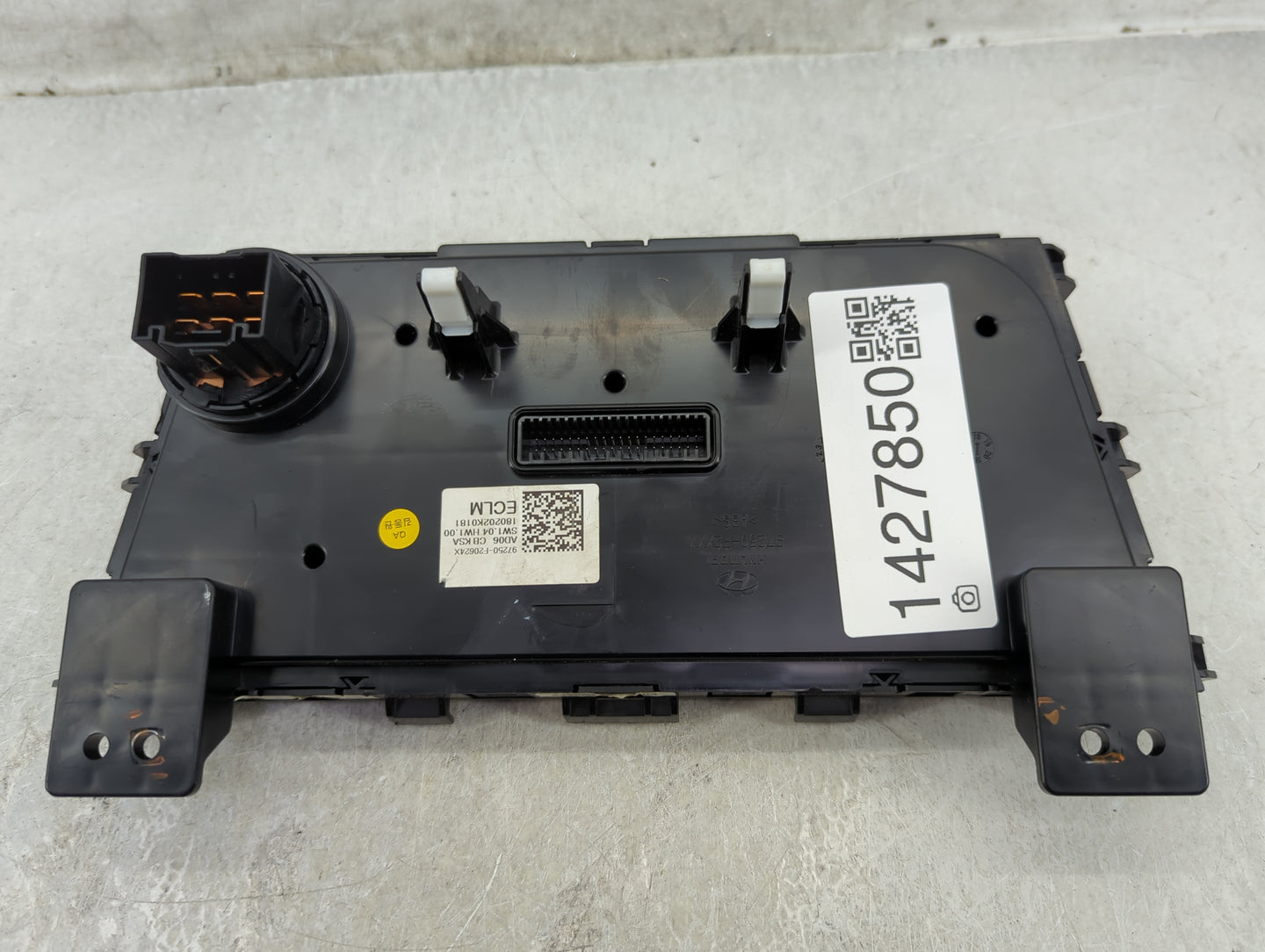 2017-2018 Hyundai Elantra Climate Control Module Temperature AC/Heater Replacement P/N:97250-F2061RX Fits Fits 2017 2018 OEM