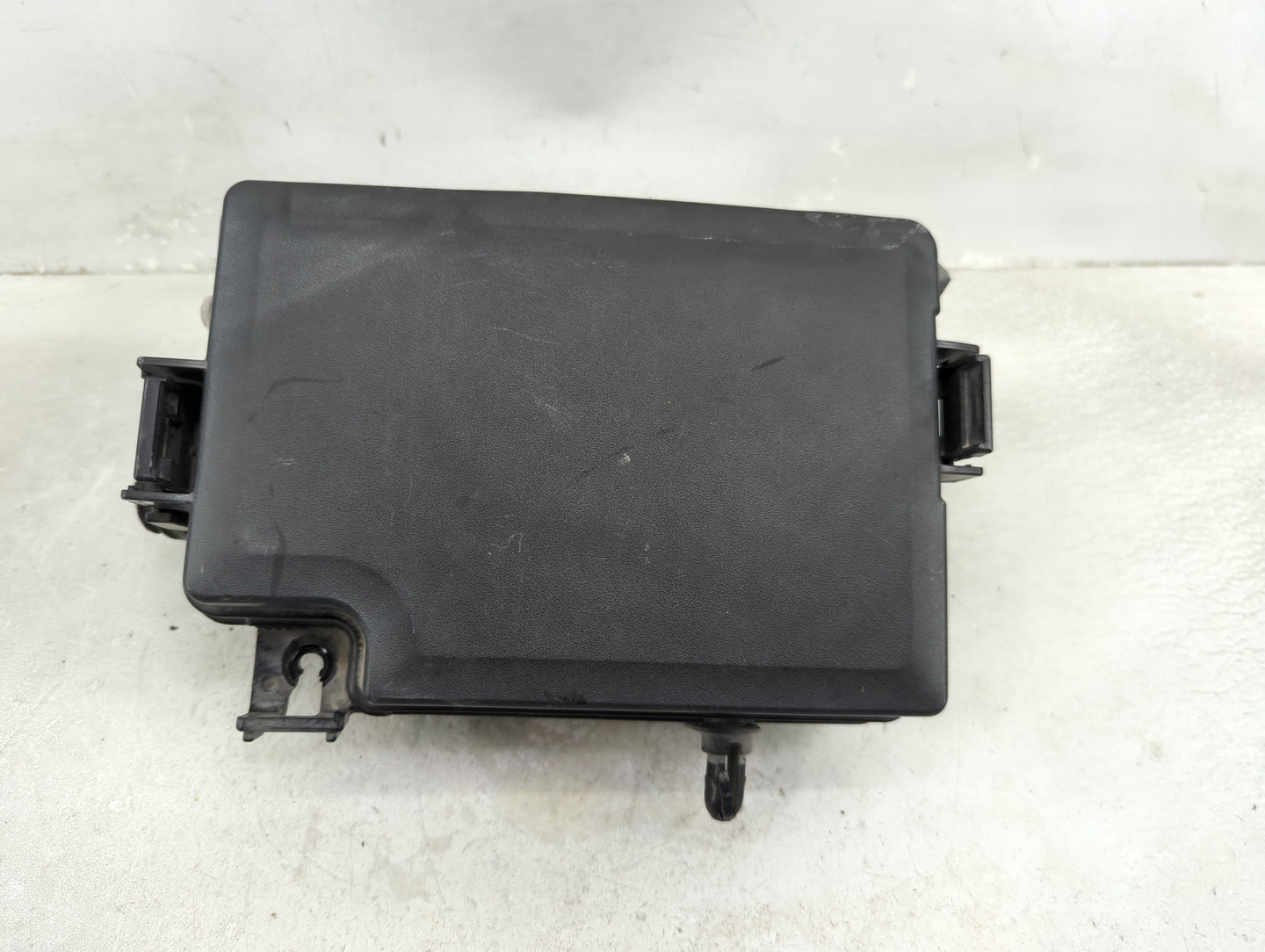 2018 Hyundai Elantra Fusebox Fuse Box Panel Relay Module P/N:91956-F2022 Fits OEM Used Auto Parts - Oemusedautoparts1.com