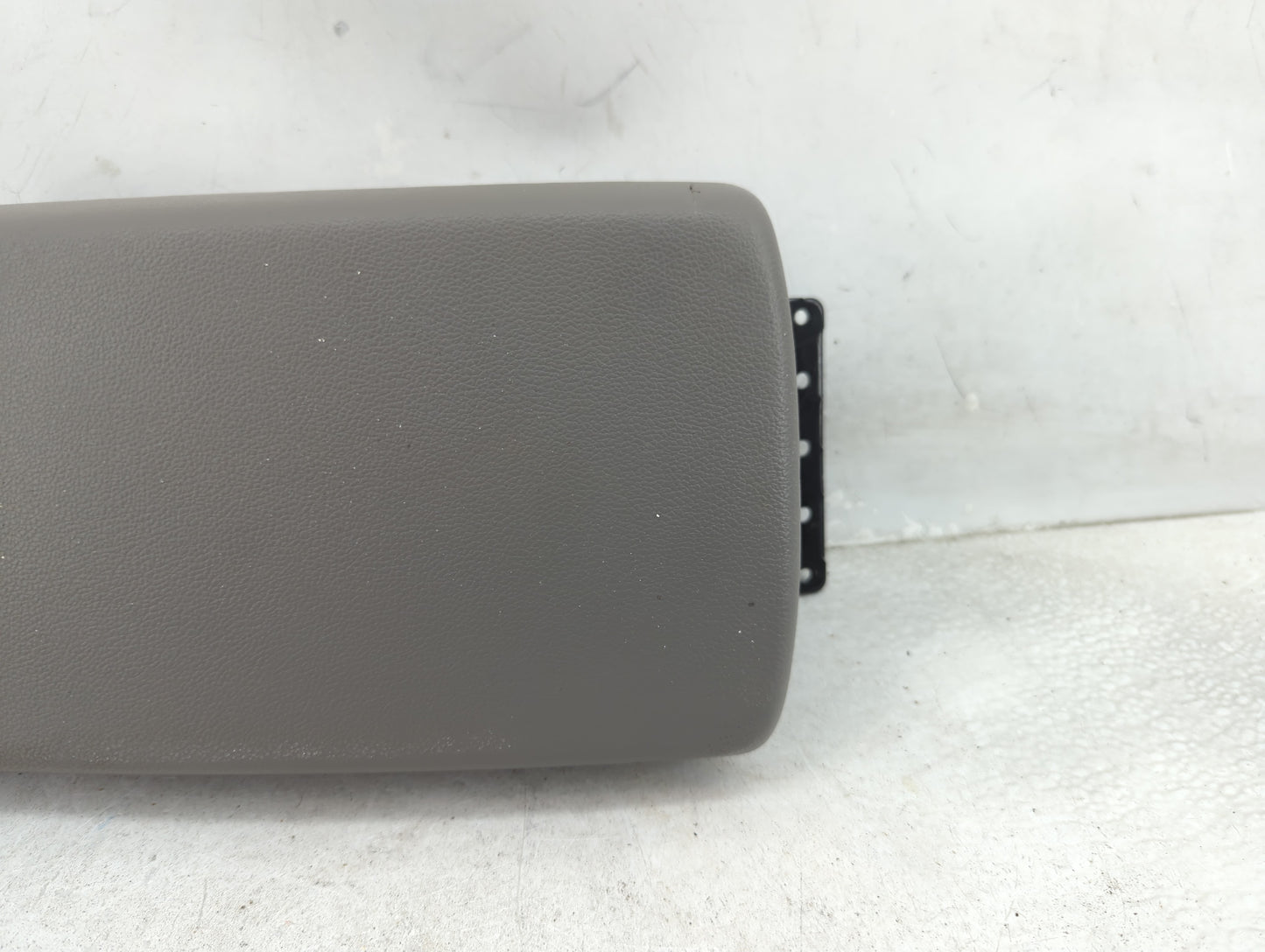 2018 Hyundai Elantra Center Console Armrest Cover Lid P/N:84660 F2000 Fits OEM Used Auto Parts - Oemusedautoparts1.com