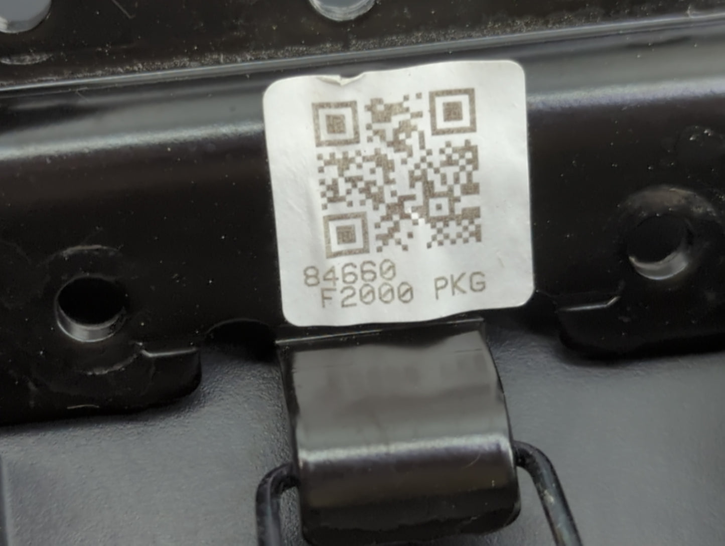 2018 Hyundai Elantra Center Console Armrest Cover Lid P/N:84660 F2000 Fits OEM Used Auto Parts - Oemusedautoparts1.com