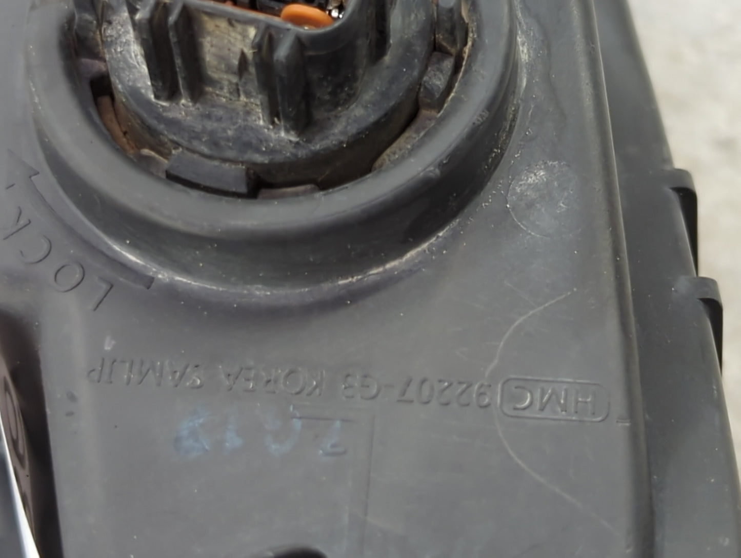 Hyundai Elantra Driver Left Oem Front Light Lamp - Oemusedautoparts1.com