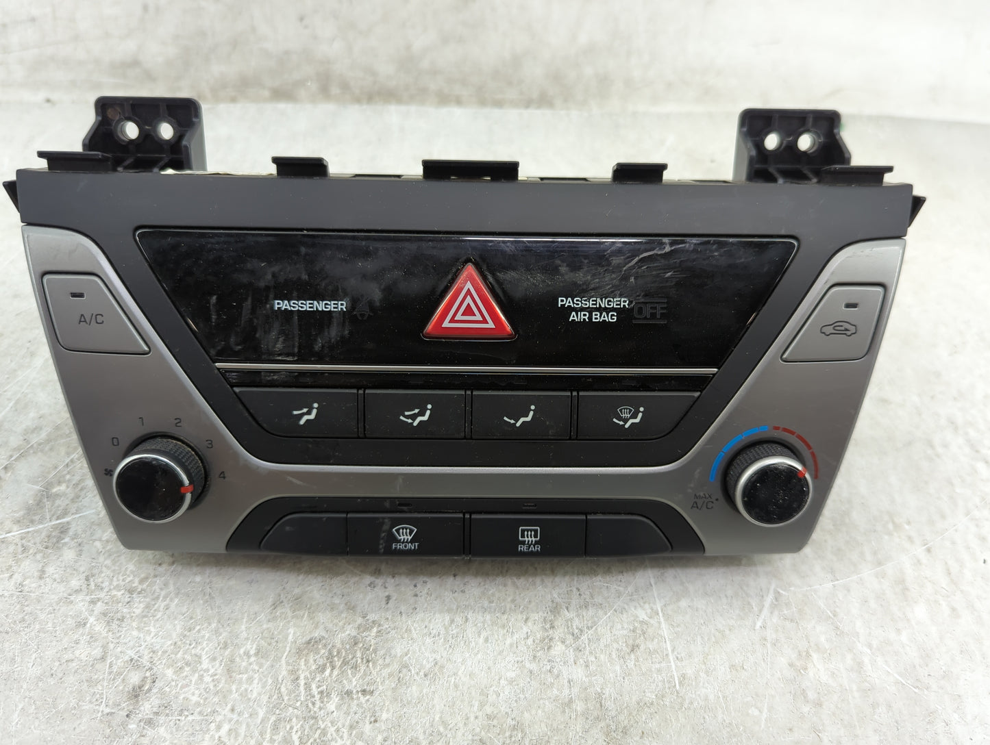 2017-2018 Hyundai Elantra Climate Control Module Temperature AC/Heater Replacement P/N:97250-F2062X AD06CBQJS Fits Fits 2017