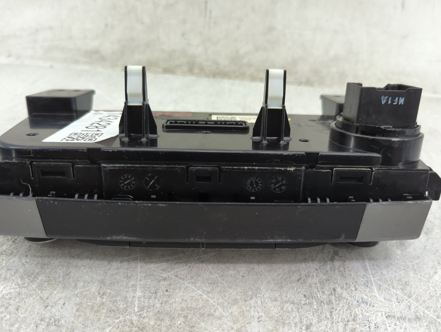2017-2018 Hyundai Elantra Climate Control Module Temperature AC/Heater Replacement P/N:97250-F2062X AD06CBQJS Fits Fits 2017
