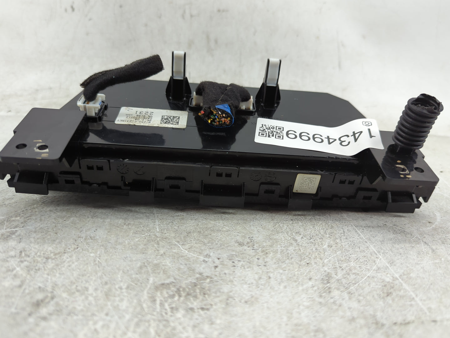 2017-2018 Hyundai Elantra Climate Control Module Temperature AC/Heater Replacement P/N:97250-F2231RET Fits Fits 2017 2018 OE