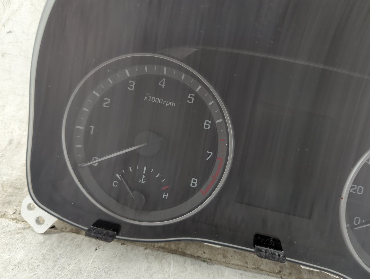 2017-2018 Hyundai Elantra Instrument Cluster Speedometer Gauges P/N:94013-F2010 94023-F2010 Fits Fits 2017 2018 OEM Used Aut