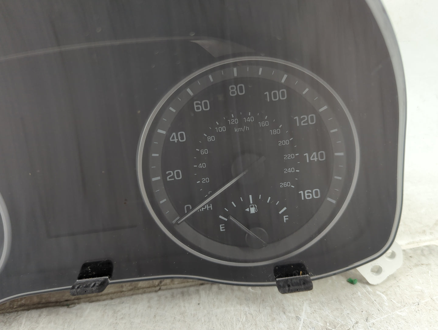 2017-2018 Hyundai Elantra Instrument Cluster Speedometer Gauges P/N:94013-F2010 94023-F2010 Fits Fits 2017 2018 OEM Used Aut