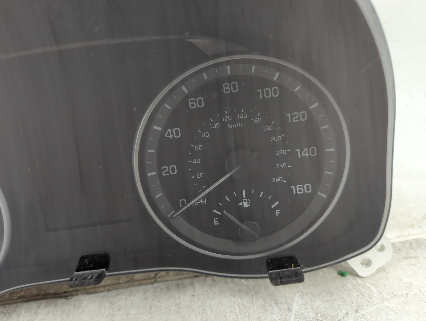 2017-2018 Hyundai Elantra Instrument Cluster Speedometer Gauges P/N:94013-F2010 94023-F2010 Fits Fits 2017 2018 OEM Used Aut