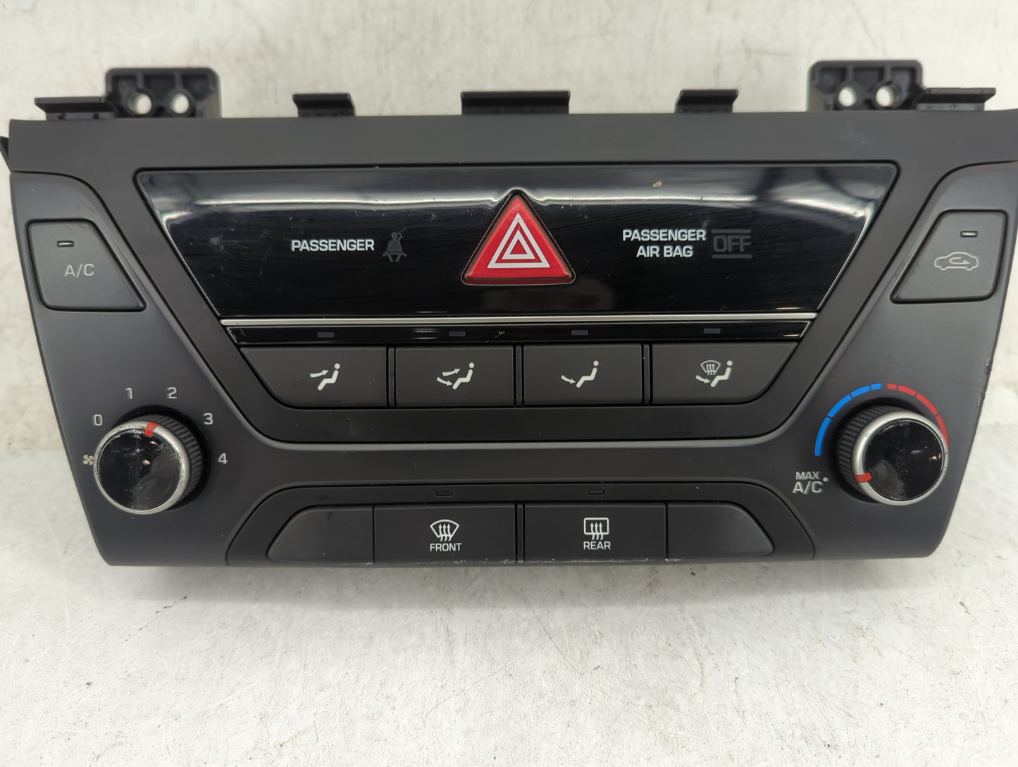 2017-2018 Hyundai Elantra Climate Control Module Temperature AC/Heater Replacement P/N:97250-F2062KE Fits Fits 2017 2018 OEM