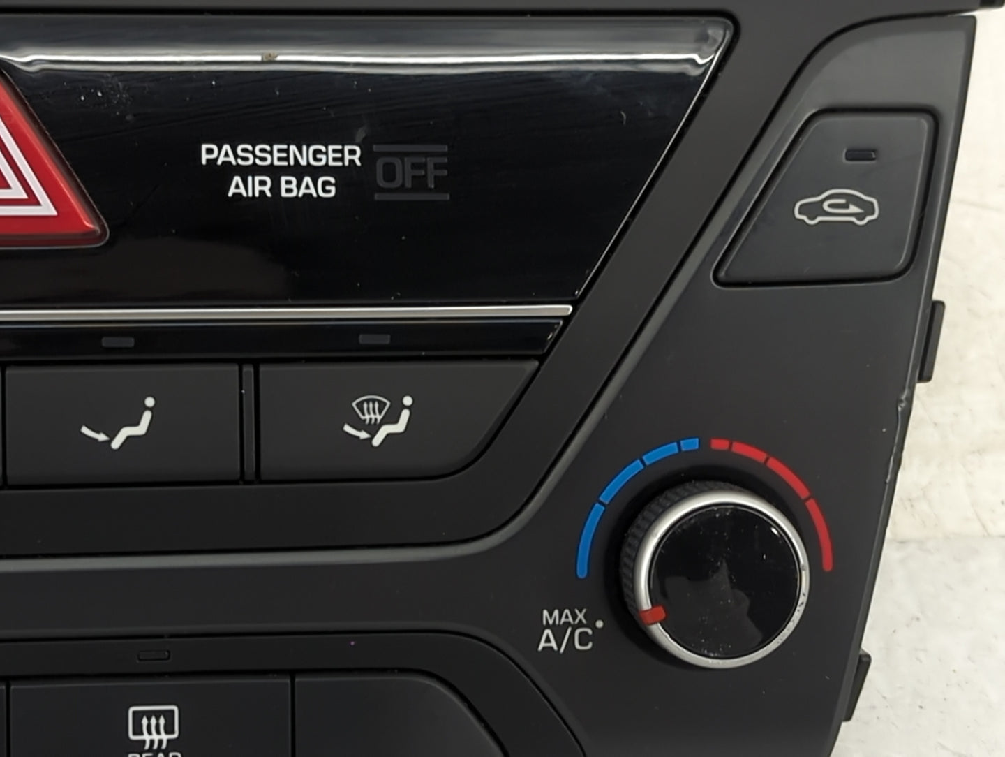 2017-2018 Hyundai Elantra Climate Control Module Temperature AC/Heater Replacement P/N:97250-F2062KE Fits Fits 2017 2018 OEM