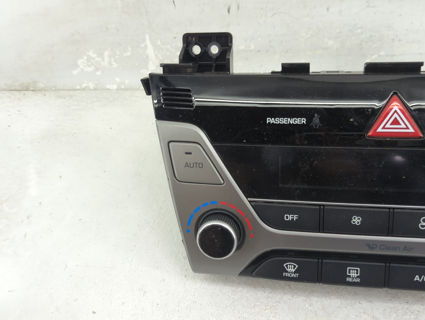 2017-2018 Hyundai Elantra Climate Control Module Temperature AC/Heater Replacement P/N:97250-F2231RET Fits Fits 2017 2018 OE