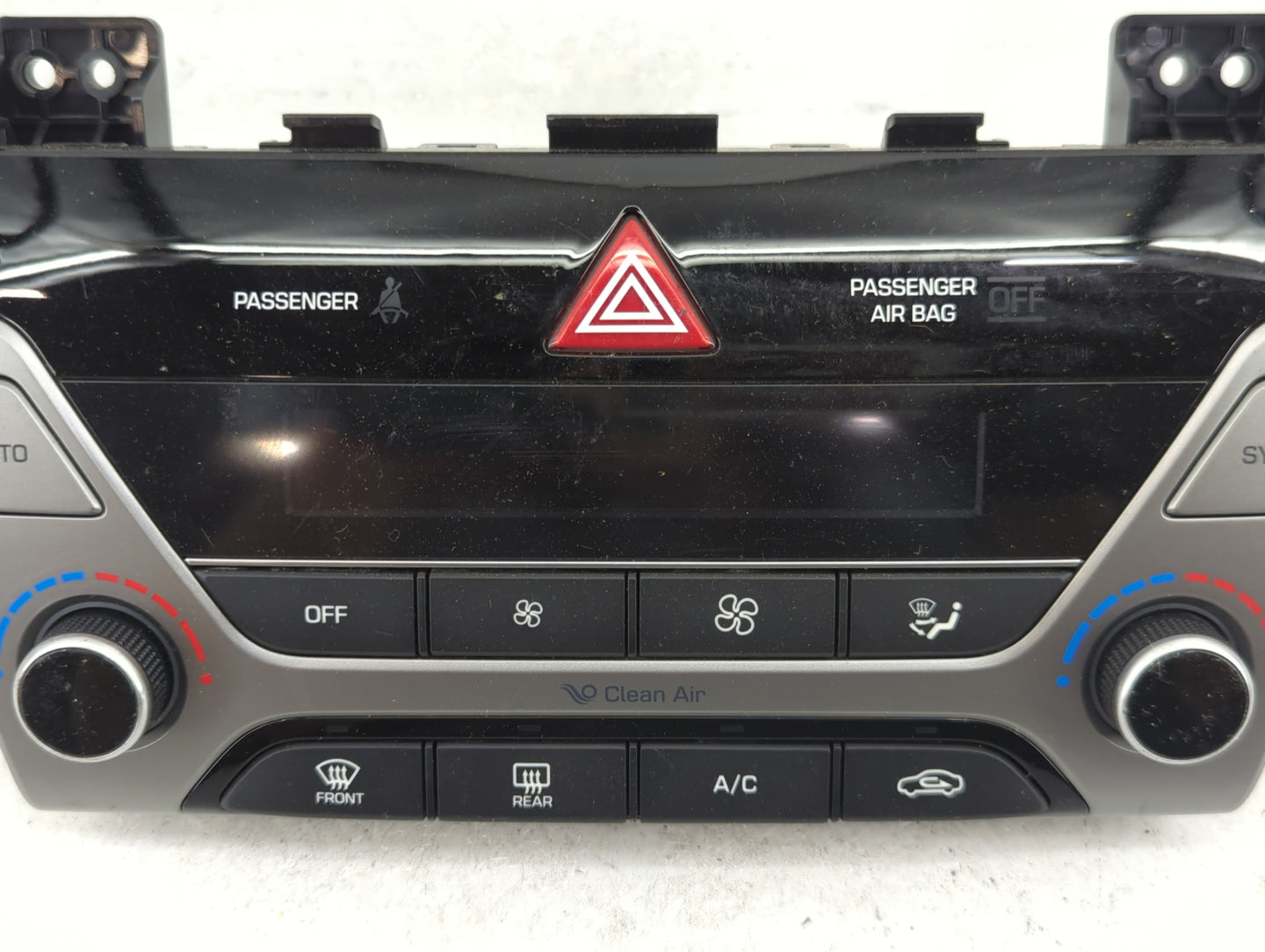 2017-2018 Hyundai Elantra Climate Control Module Temperature AC/Heater Replacement P/N:97250-F2231RET Fits Fits 2017 2018 OE
