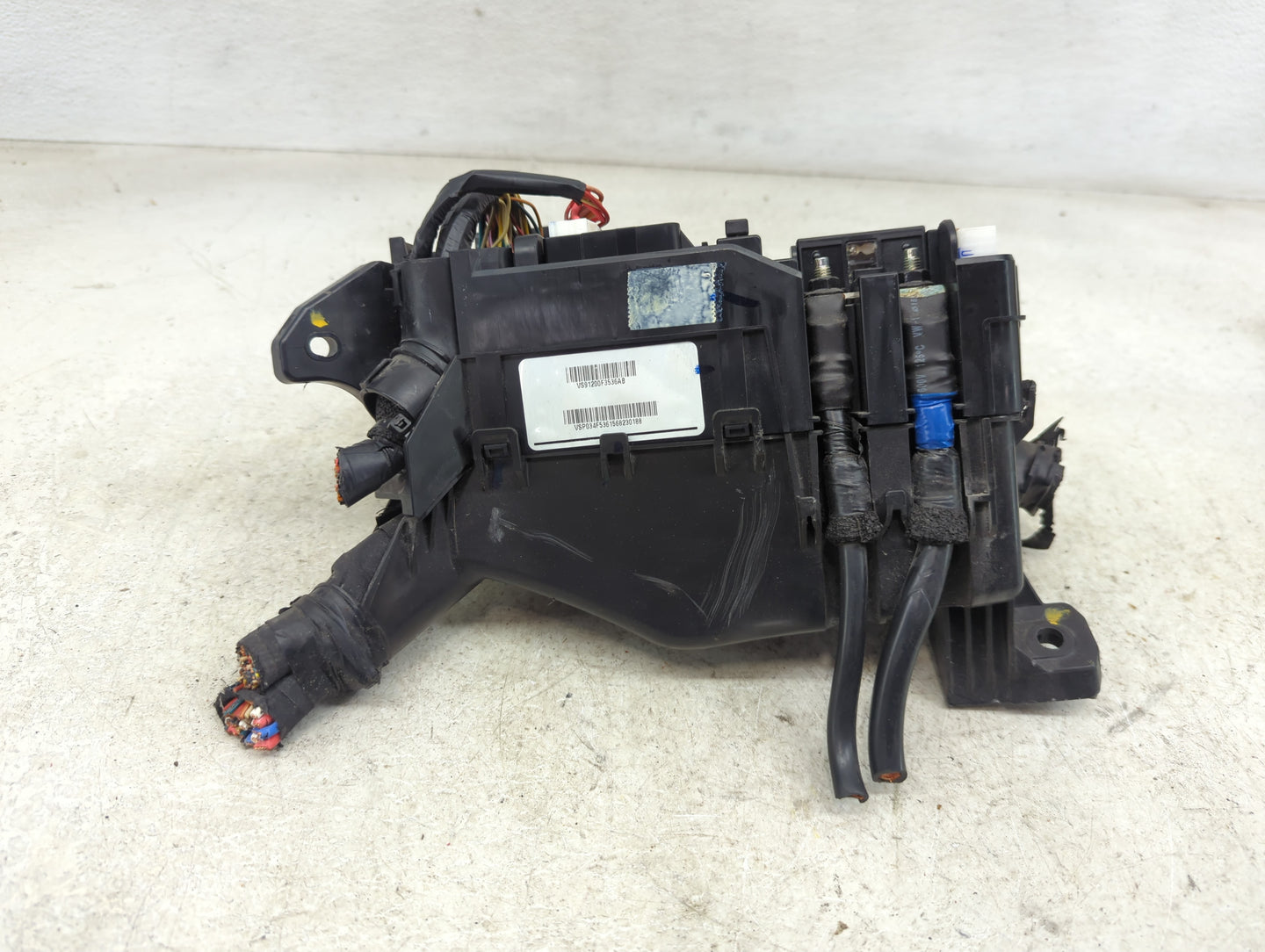 2018 Hyundai Elantra Fusebox Fuse Box Panel Relay Module P/N:18980-09625 18980-09630, 1804190349 Fits OEM Used Auto Parts - 